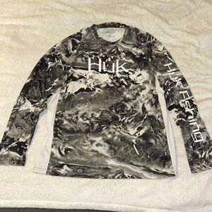 Huk fishing shirt
